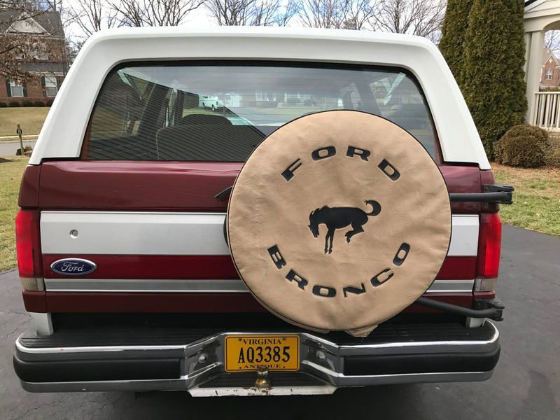 Illustration for article titled For $7,900, Would You Horse Around In This Eddie Bauer Edition 1987 Ford Bronco?